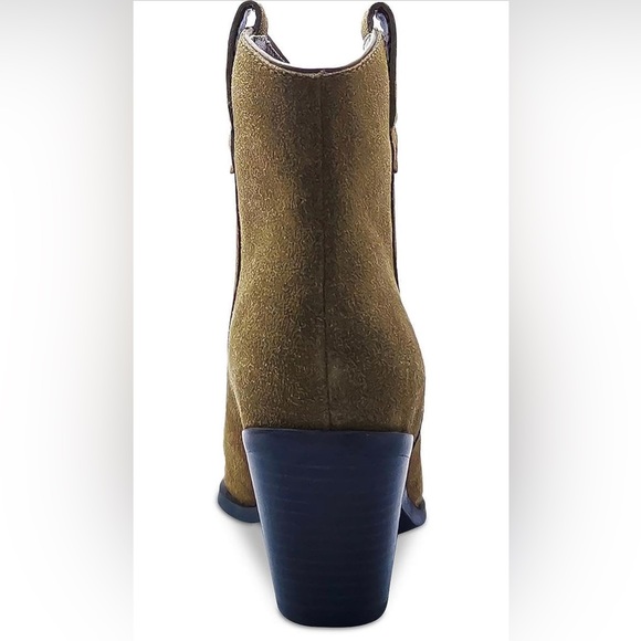 New-Kenneth Cole Women's Kara Loafer, size 9 - Picture 3 of 15